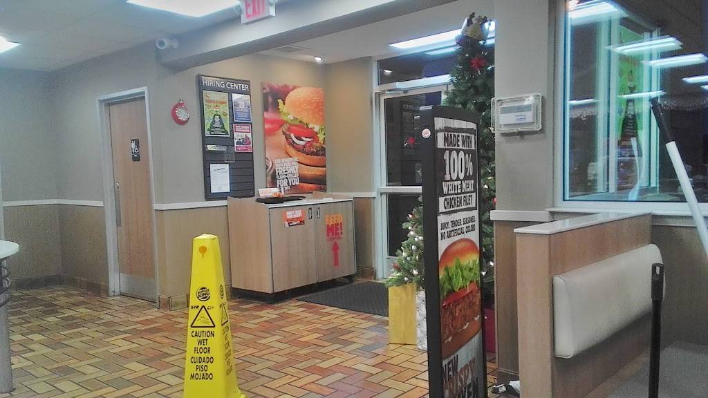 Burger King | restaurant | 841 Nashville Pike, Gallatin, TN 37066, USA | 6152060385 OR +1 615-206-0385