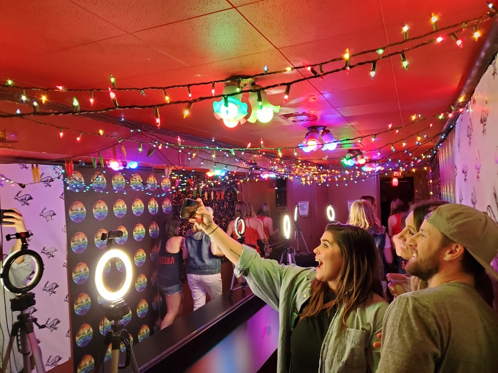 The Jackrabbit Lounge | restaurant | 2000 N Oracle Rd, Tucson, AZ 85705, USA | 5203722032 OR +1 520-372-2032