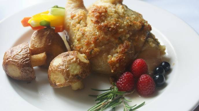 SANS-SOUCI | restaurant | 240 Front St, Belleville, ON K8N 2Z2, Canada | 6139682952 OR +1 613-968-2952