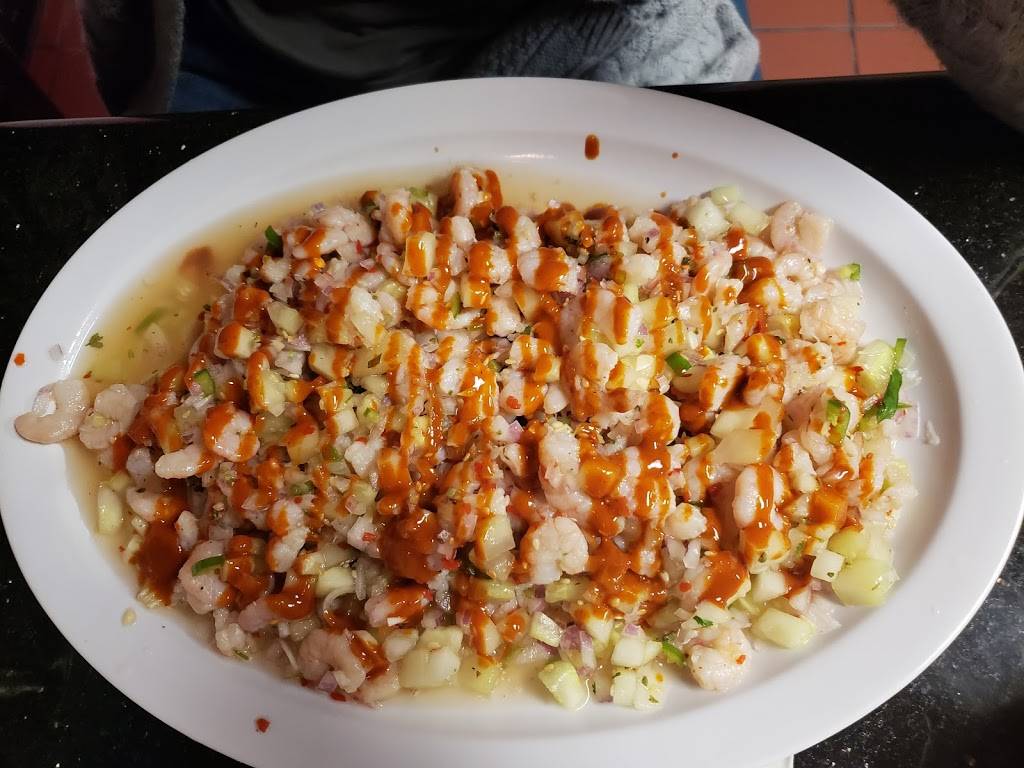 MARISCOS EL ABUELO Y YO | restaurant | 1234 S Cesar E Chavez Dr, Milwaukee, WI 53204, USA | 4145850005 OR +1 414-585-0005