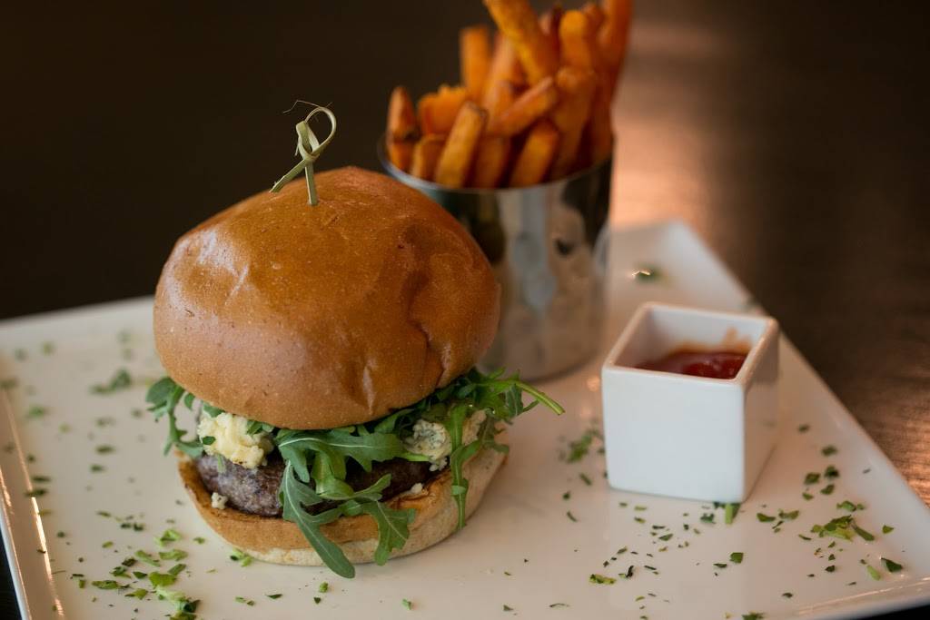 White Oak Kitchen + Drinks | restaurant | 5011 Westheimer Rd, Houston, TX 77056, USA | 7139606588 OR +1 713-960-6588