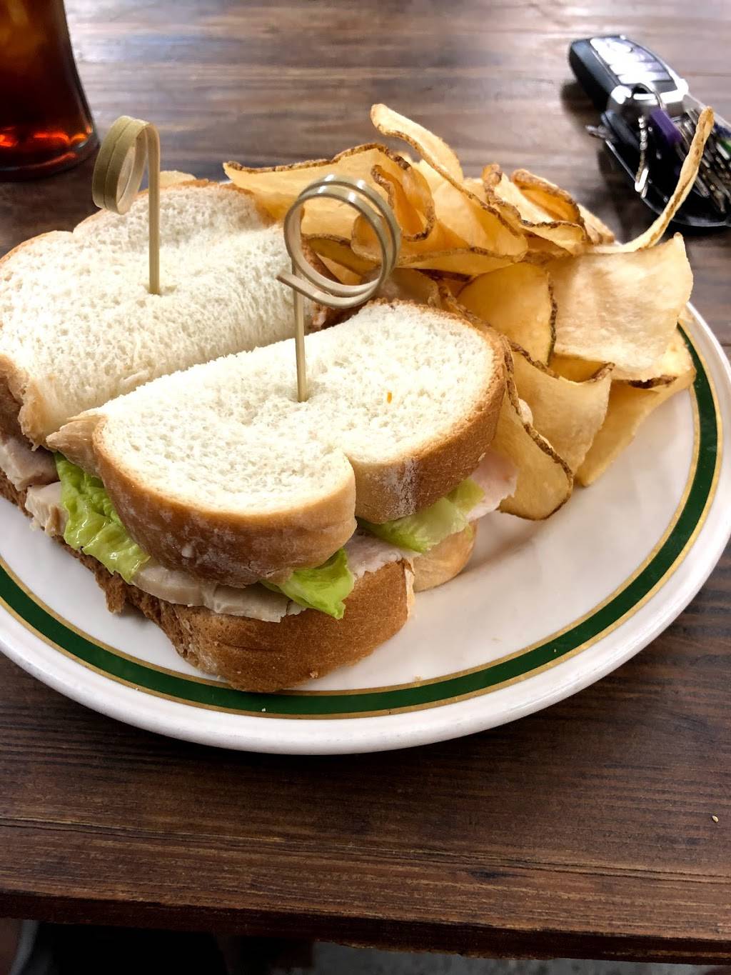 The Mercantile Cafe / Sweet Simplicity Bakery | restaurant | 102 W Fort St, Manchester, TN 37355, USA | 9317232491 OR +1 931-723-2491