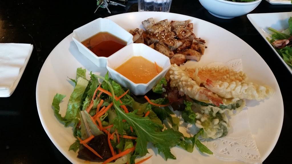 Sushi Monster | restaurant | 2426 Honolulu Ave, Montrose, CA 91020, USA | 8182492510 OR +1 818-249-2510