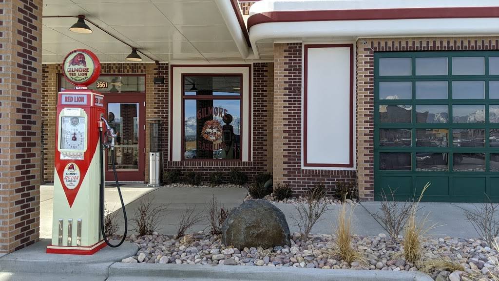 Strap Tank Brewery | restaurant | 3661 N Outlet Pkwy, Lehi, UT 84043, USA | 3853528194 OR +1 385-352-8194