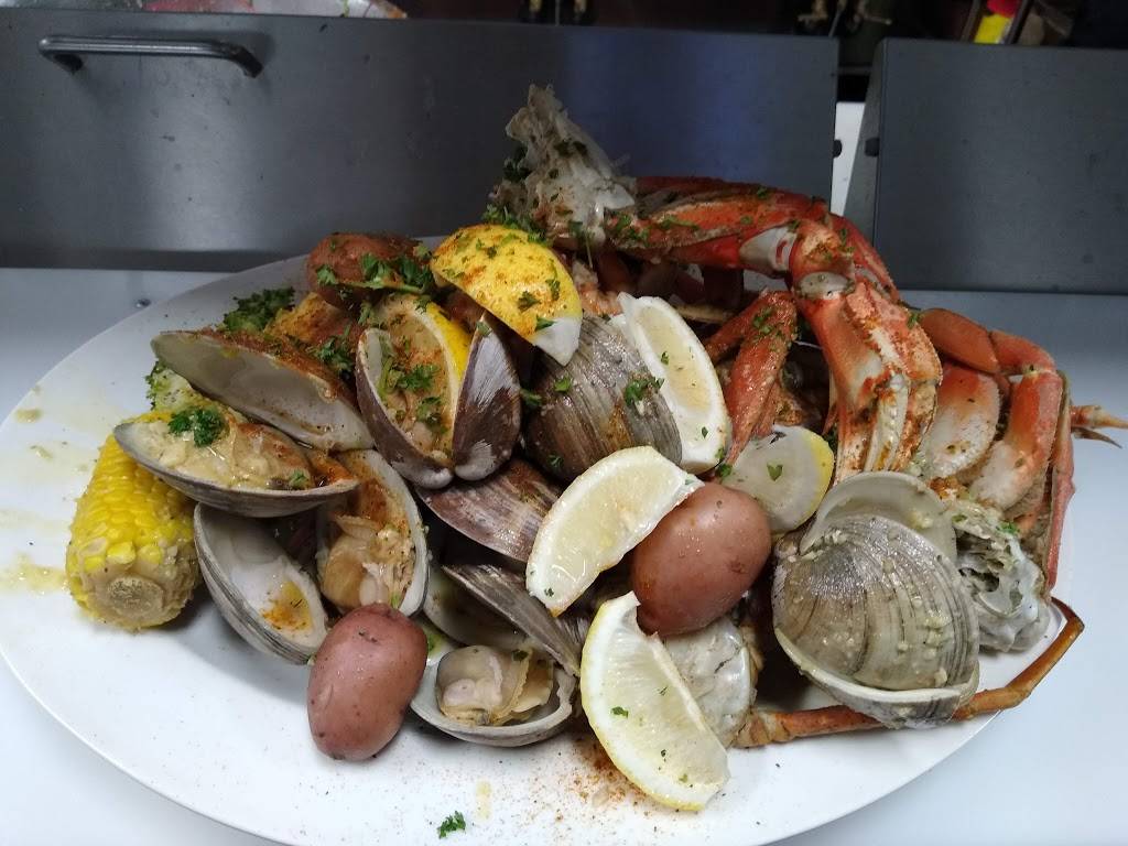 Chubby Crab seafood restaurant | restaurant | 5717 Rising Sun Ave, Philadelphia, PA 19120, USA | 2159047769 OR +1 215-904-7769