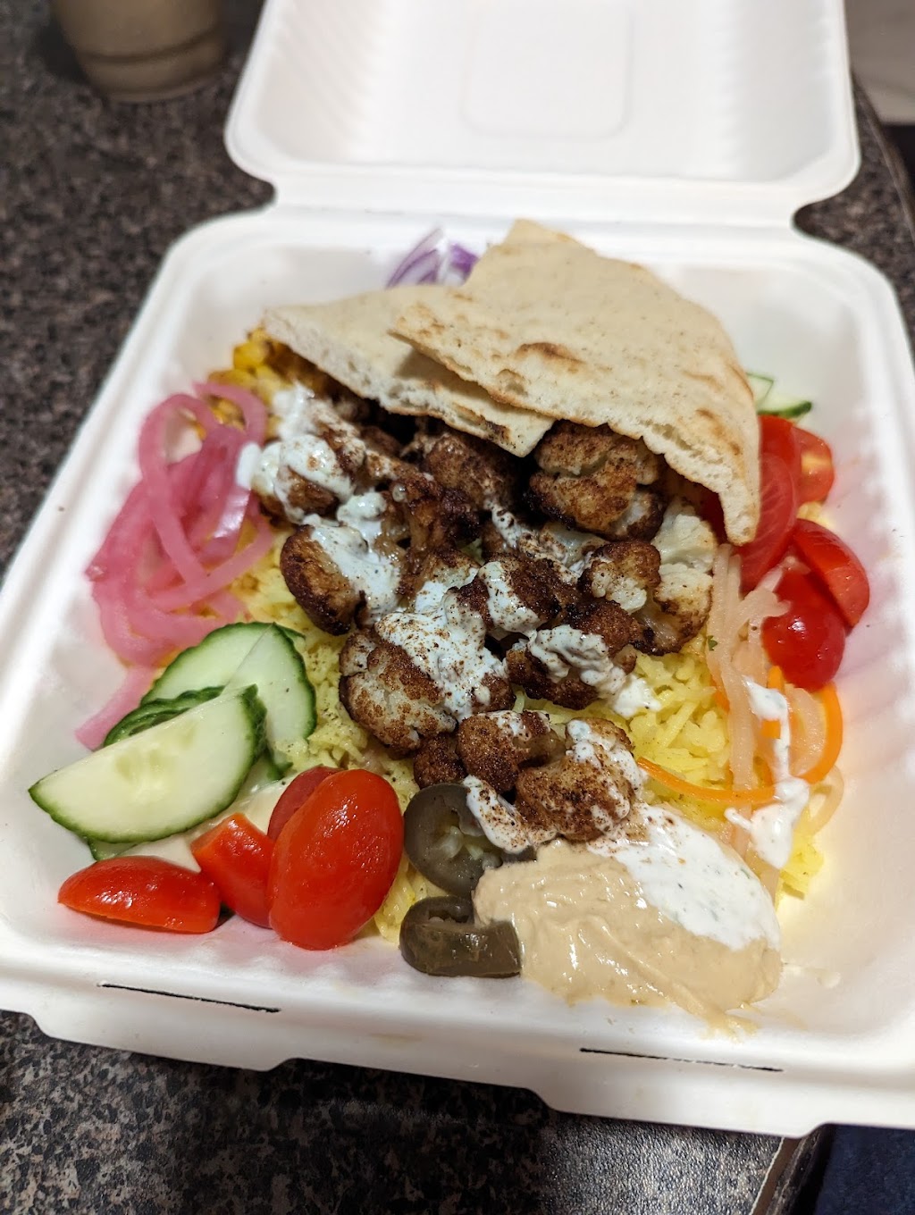 Brain Drain Food Hall | restaurant | 3061 Centreville Rd, Herndon, VA 20171, USA | 5712877476 OR +1 571-287-7476