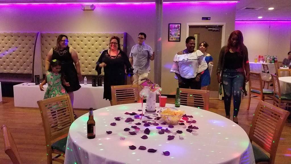 Sazon Y Mambo | restaurant | 1691 Main St, Bridgeport, CT 06604, USA | 2033363636 OR +1 203-336-3636