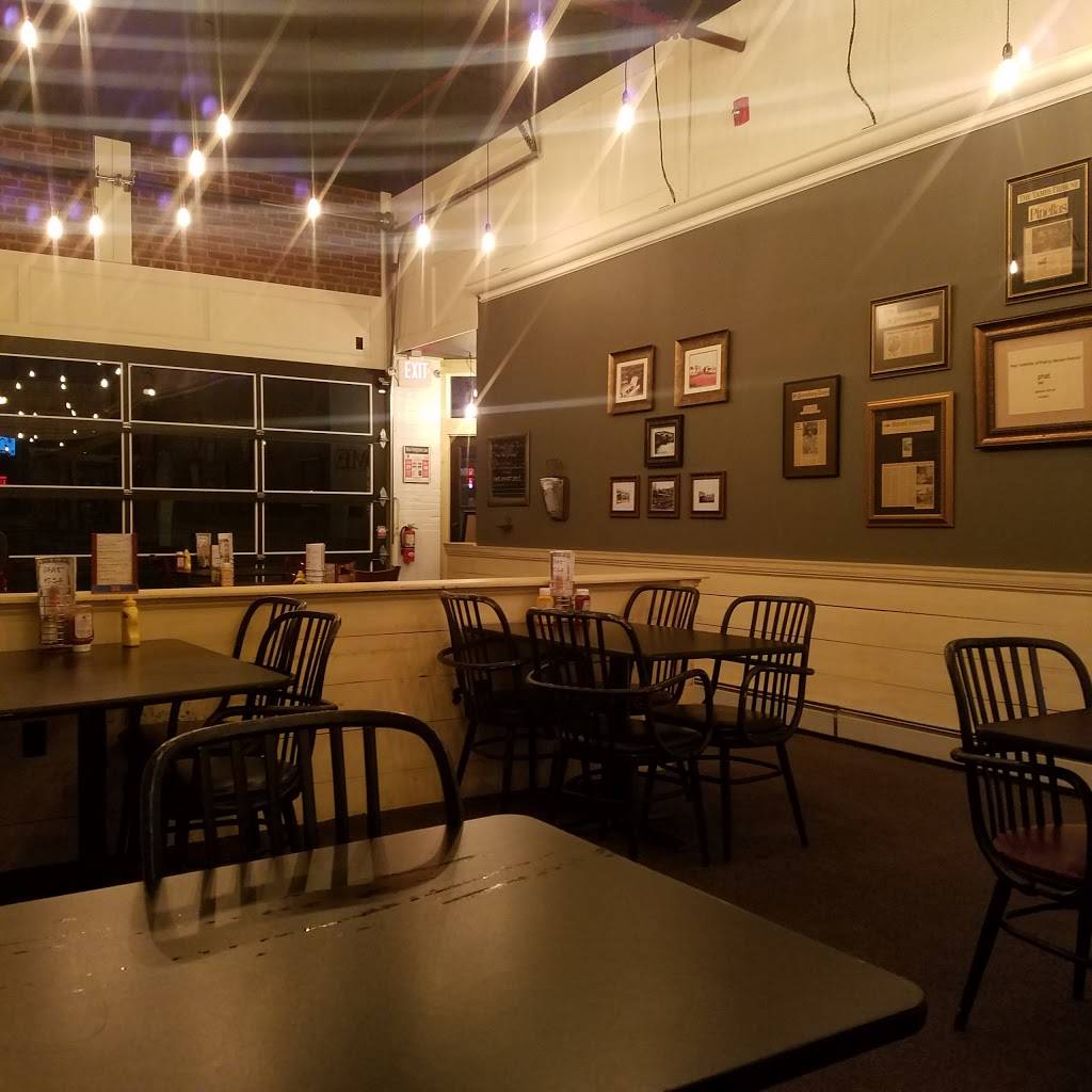 Phat Fish | restaurant | 57 Main St, Plymouth, NH 03264, USA | 6039604757 OR +1 603-960-4757