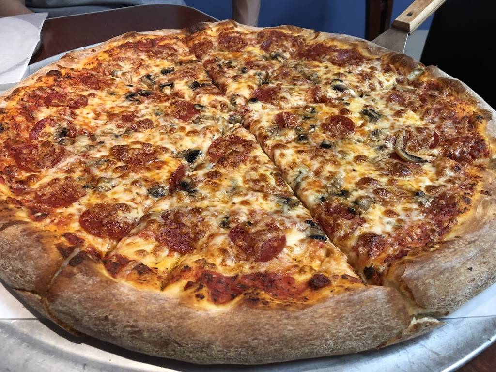 Papas Pizza | meal delivery | 5765 Washington St, Denver, CO 80216, USA | 3032962414 OR +1 303-296-2414