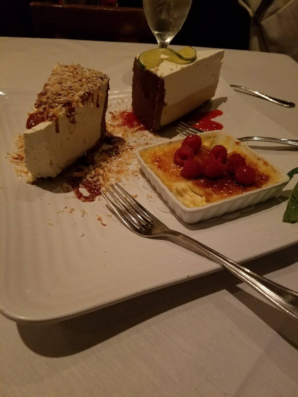 Chamberlains Steak and Chop House | restaurant | 5330 Belt Line Rd, Dallas, TX 75254, USA | 9729342467 OR +1 972-934-2467