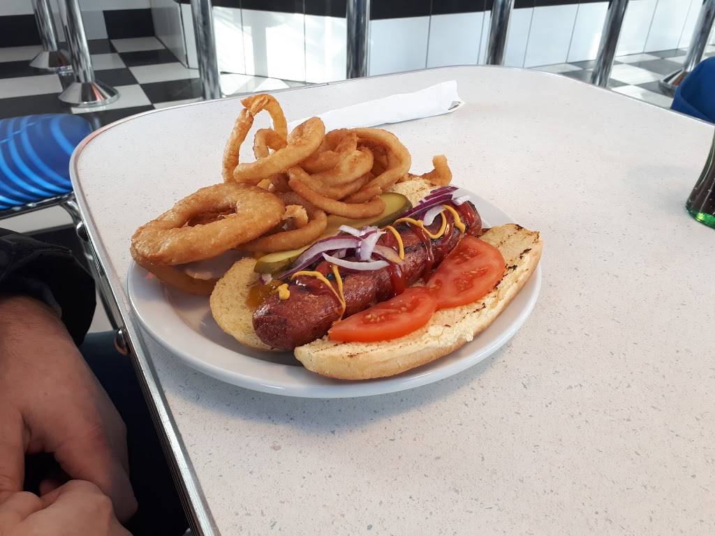 Shrubbys | restaurant | 1274 Trans-Canada Hwy, Peterborough, ON K9J 6X8, Canada | 7052957223 OR +1 705-295-7223