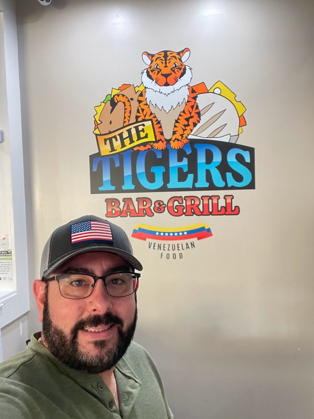 The Tigers Bar & Grill | restaurant | 873 Hillcrest Rd, Mobile, AL 36695, USA | 2513487007 OR +1 251-348-7007