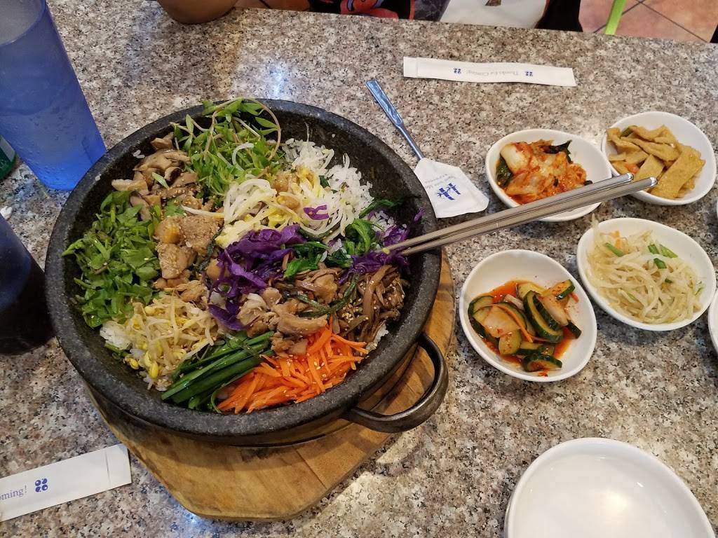 Lees Korean BBQ & Tofu House | restaurant | 23360 Valencia Blvd, Valencia, CA 91355, USA | 6612542307 OR +1 661-254-2307