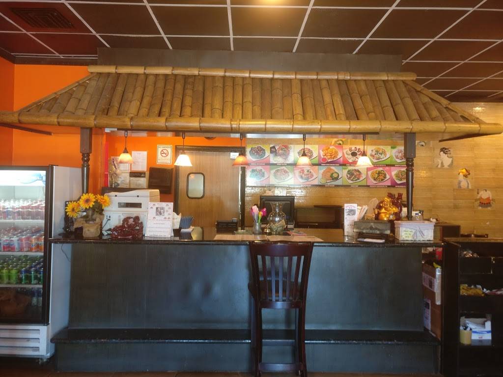 Main Moon | restaurant | 2173 W Dublin Granville Rd, Worthington, OH 43085, USA | 6148478168 OR +1 614-847-8168