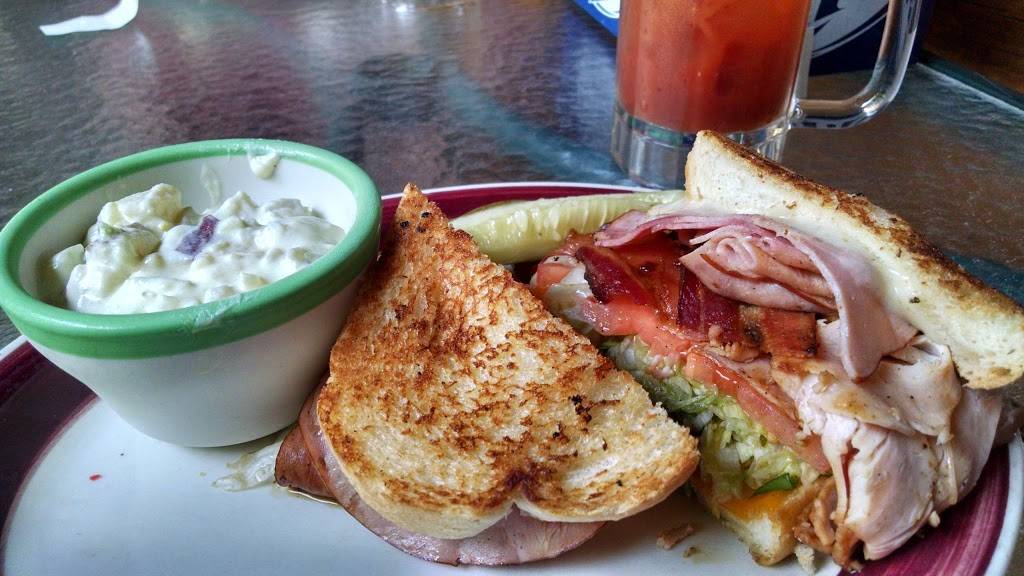 19th Hole Sports Bar & Grill | restaurant | 9067 WI-70, St Germain, WI 54558, USA | 7155424042 OR +1 715-542-4042