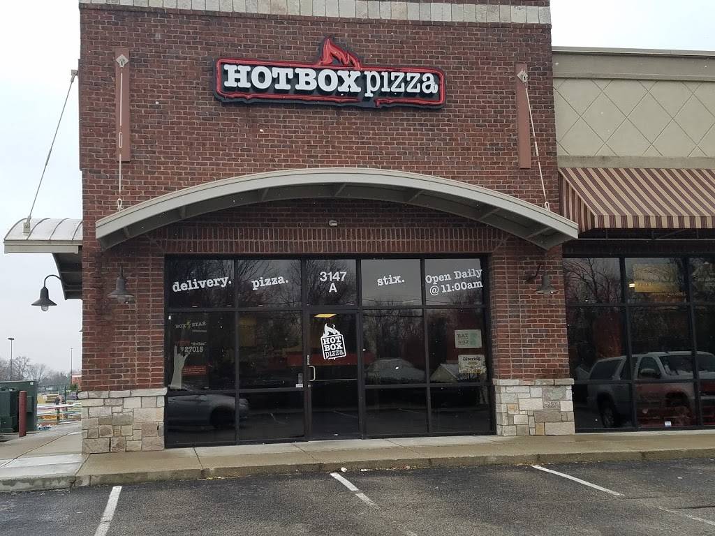 Hot Box Pizza | restaurant | 3147 Smith Valley Rd, Greenwood, IN 46142, USA | 3173003030 OR +1 317-300-3030