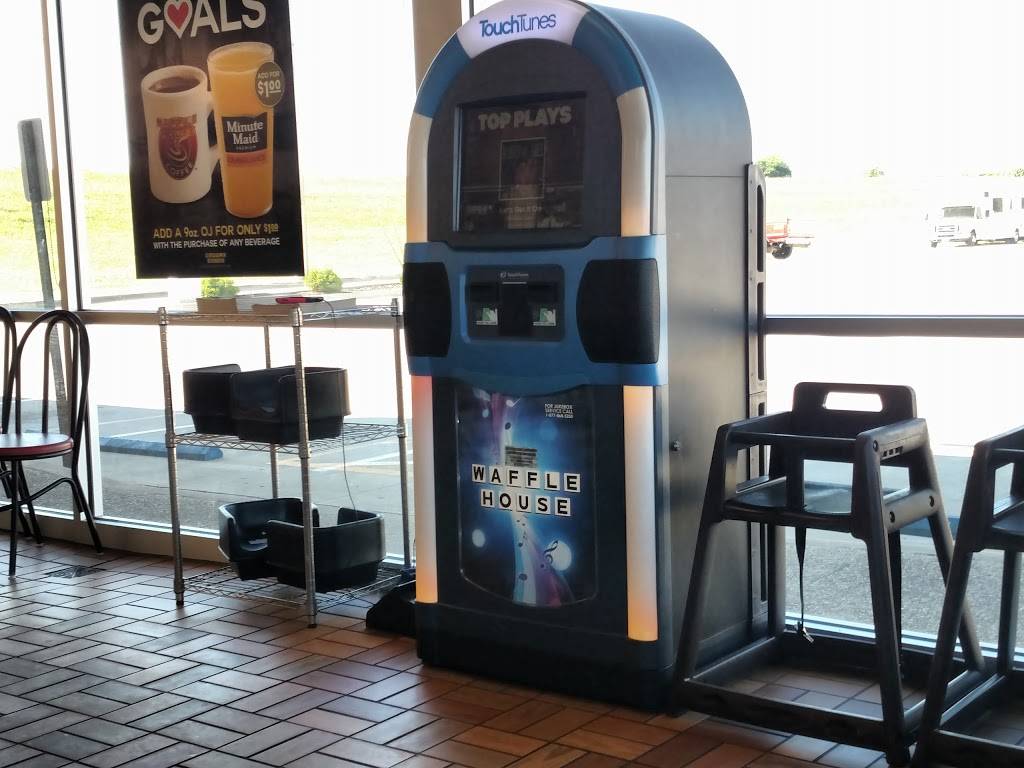 Waffle House | meal takeaway | 1074 E Eads Pkwy, Greendale, IN 47025, USA | 8125370978 OR +1 812-537-0978