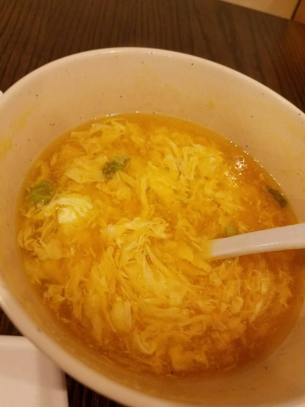 Thee Asian Restaurant | restaurant | 1811 W North Ave, Chicago, IL 60622, USA | 7732522218 OR +1 773-252-2218