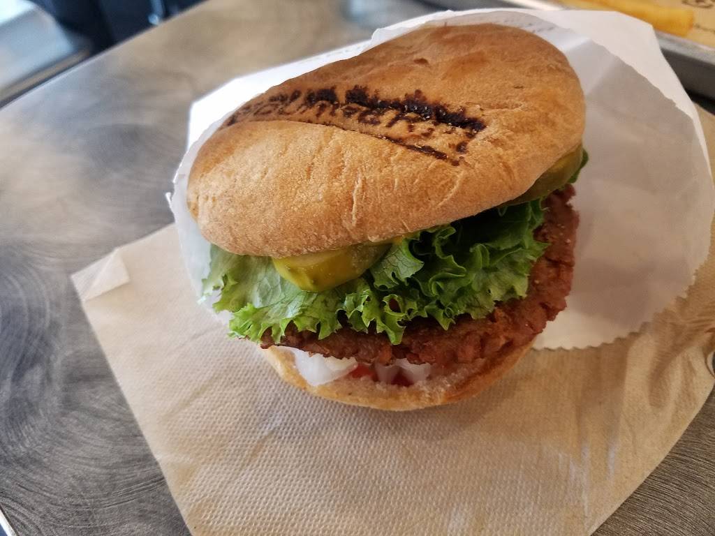 BurgerFi | restaurant | 7959 W Atlantic Ave #201, Delray Beach, FL 33446, USA | 5615628039 OR +1 561-562-8039