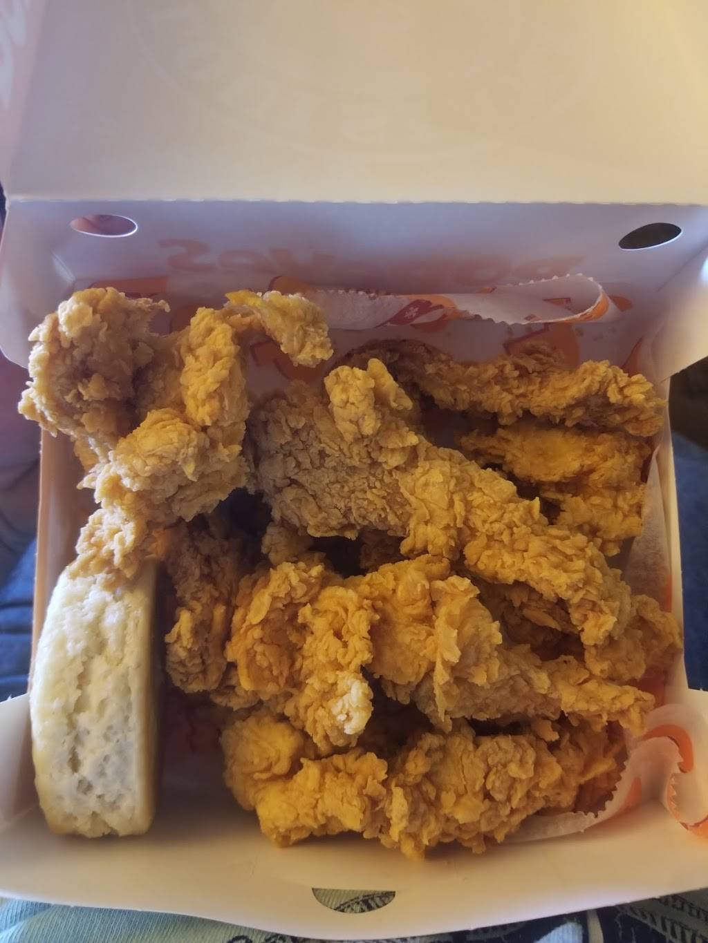 Popeyes Louisiana Kitchen | restaurant | 302 N Main St, Cedartown, GA 30125, USA | 6789010701 OR +1 678-901-0701