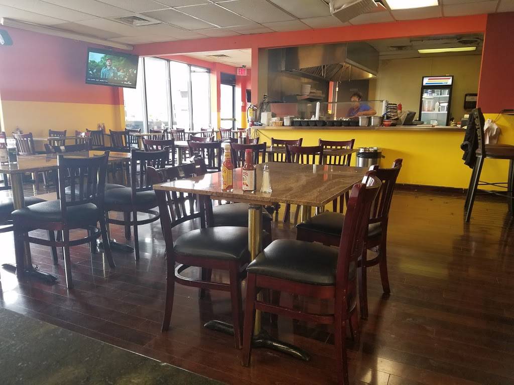 Los Carboncitos | restaurant | 15210 E 6th Ave, Aurora, CO 80011, USA | 3033642606 OR +1 303-364-2606