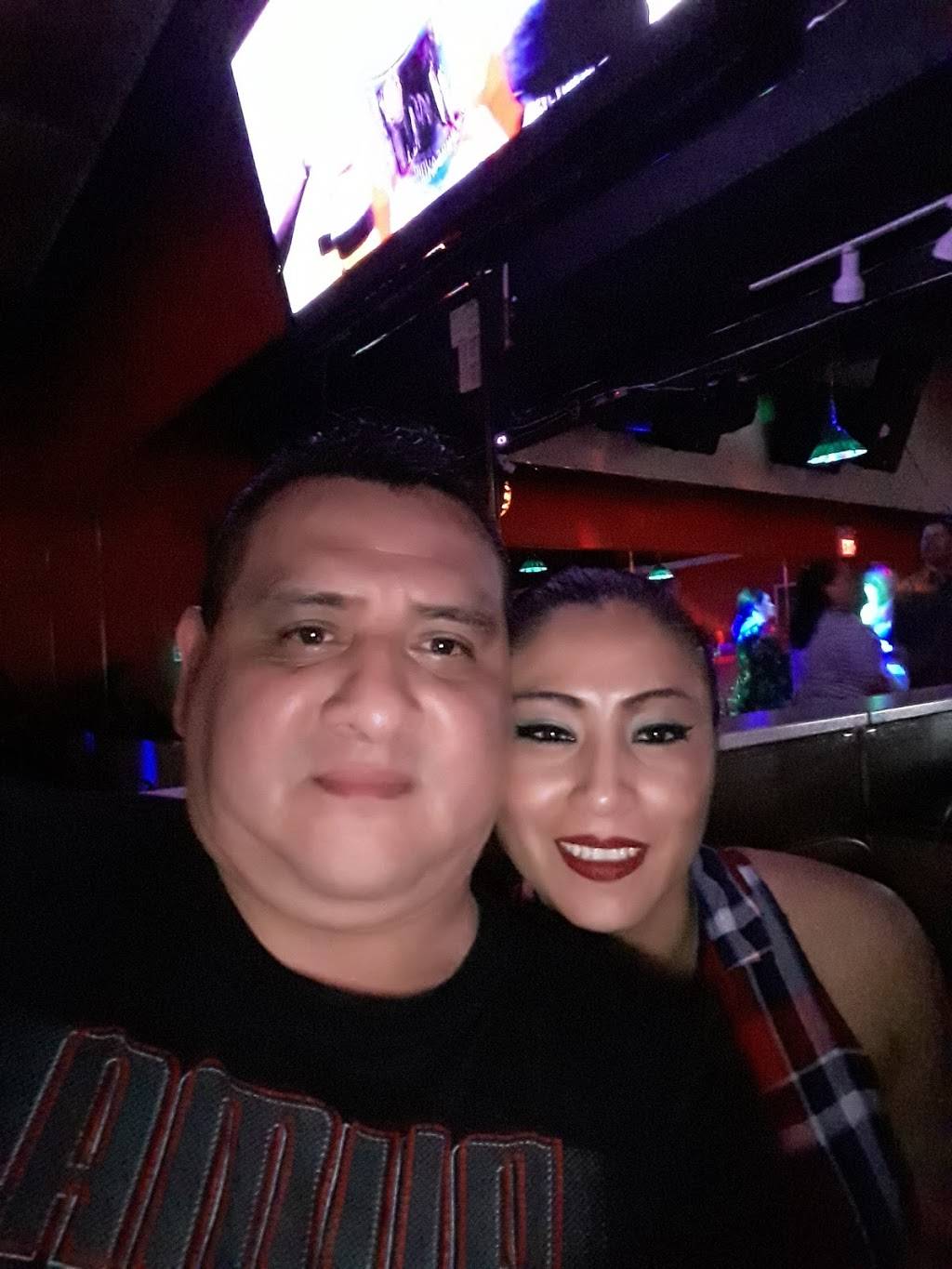 El Cuscatleco | restaurant | 251 W Glebe Rd, Alexandria, VA 22305, USA | 7035198875 OR +1 703-519-8875