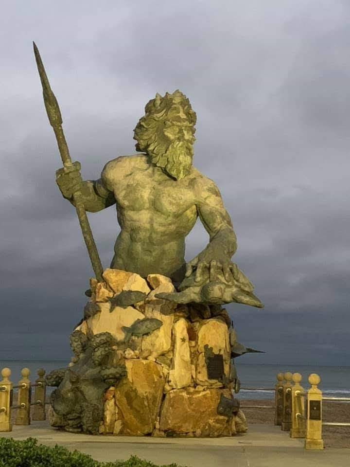 Neptune’s Restaurant | restaurant | 2901 Atlantic Ave, Virginia Beach, VA 23451, USA | 7572163016 OR +1 757-216-3016