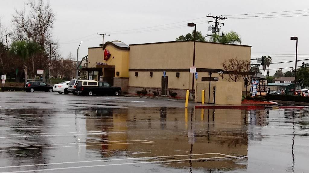 Taco Bell | meal takeaway | 2720 W, Edinger Ave, Santa Ana, CA 92704, USA | 7149573103 OR +1 714-957-3103