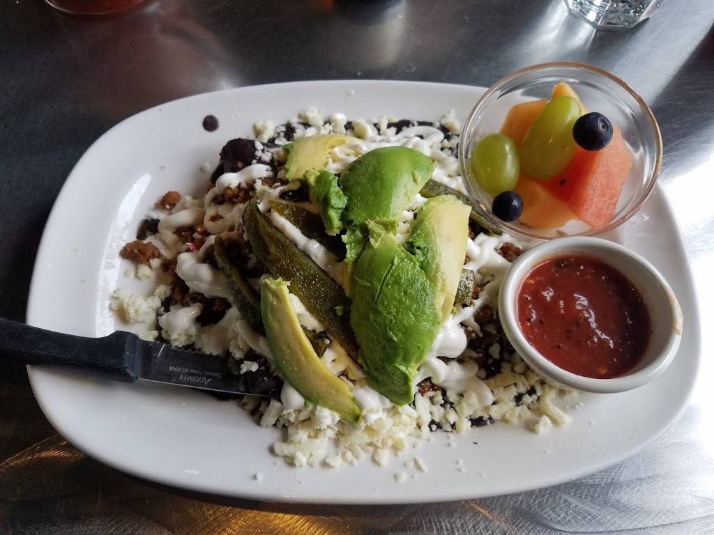 Fiesta Cafe | restaurant | 1407 S 1st St, Milwaukee, WI 53204, USA | 4149149569 OR +1 414-914-9569