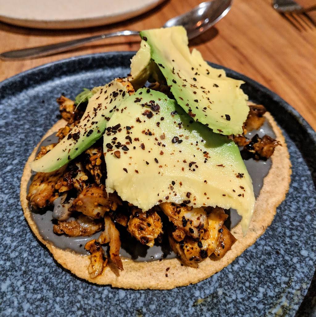 Suerte | restaurant | 1800 E 6th St, Austin, TX 78702, USA | 5129530092 OR +1 512-953-0092