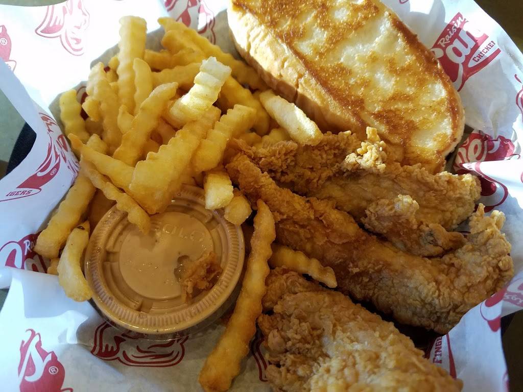 Raising Canes | meal takeaway | 10050 W Sahara Ave, Las Vegas, NV 89117, USA | 7024892555 OR +1 702-489-2555