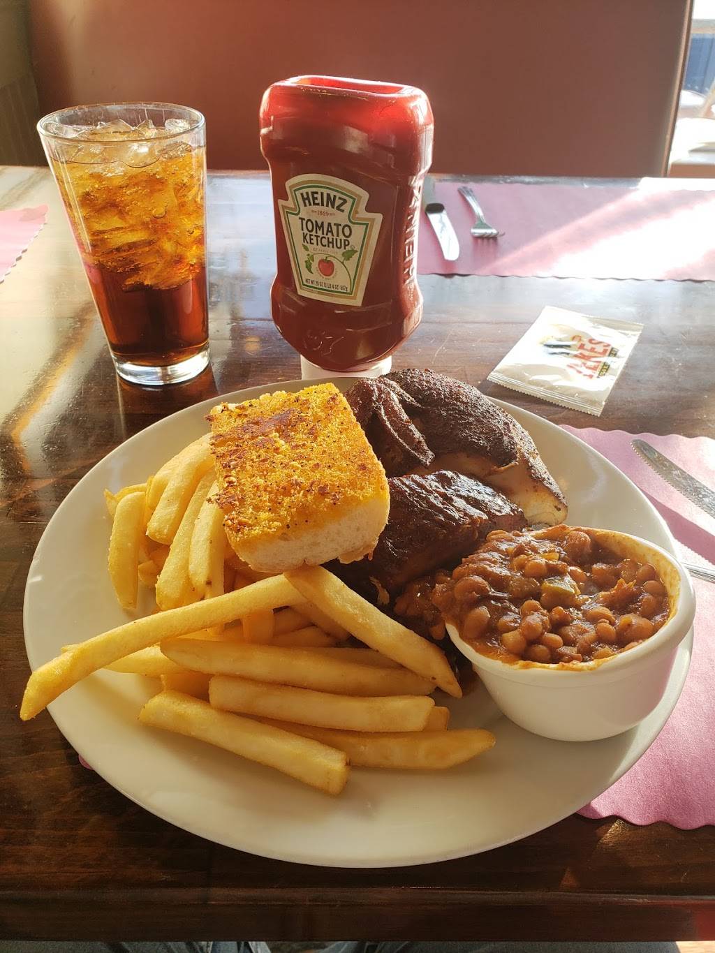 Zekes Smokehouse | meal delivery | 2209 Honolulu Ave, Montrose, CA 91020, USA | 8189577045 OR +1 818-957-7045