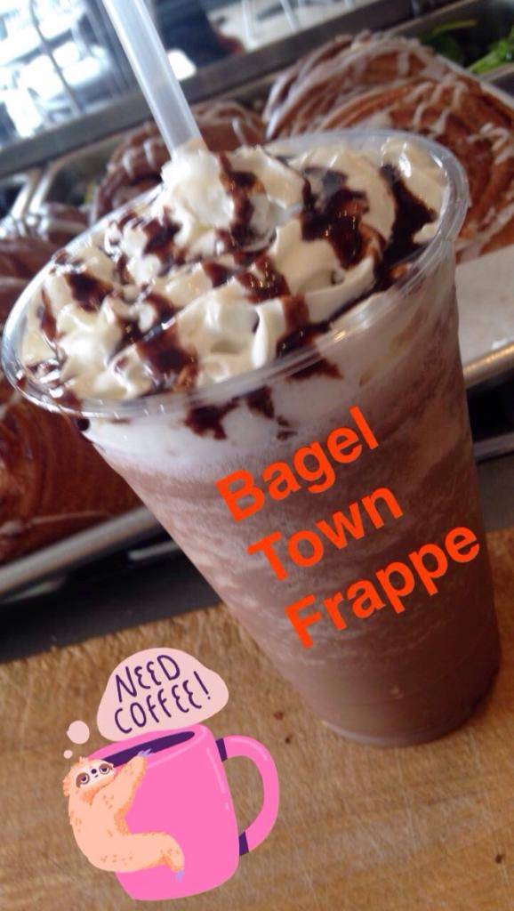 Bagel Town | cafe | 488 Hempstead Ave, West Hempstead, NY 11552, USA | 5165055556 OR +1 516-505-5556
