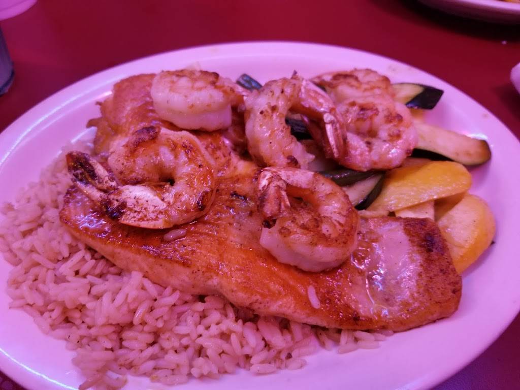 Baytown Seafood | restaurant | 4830 Twin City Hwy, Groves, TX 77619, USA | 4099606052 OR +1 409-960-6052