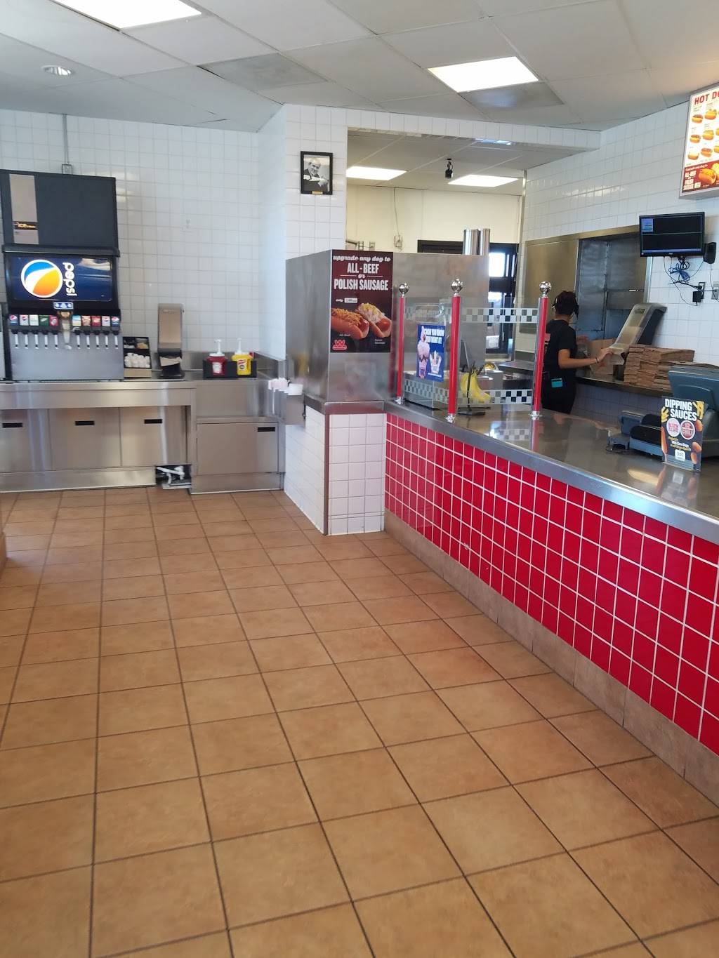 Wienerschnitzel | restaurant | 12951 Hesperia Rd #2, Victorville, CA 92392, USA | 7602417600 OR +1 760-241-7600