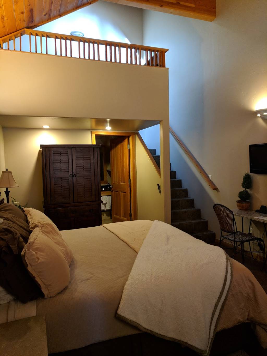 Chalet View Lodge | restaurant | 72056 CA-70, Blairsden-Graeagle, CA 96103, USA | 5308325528 OR +1 530-832-5528