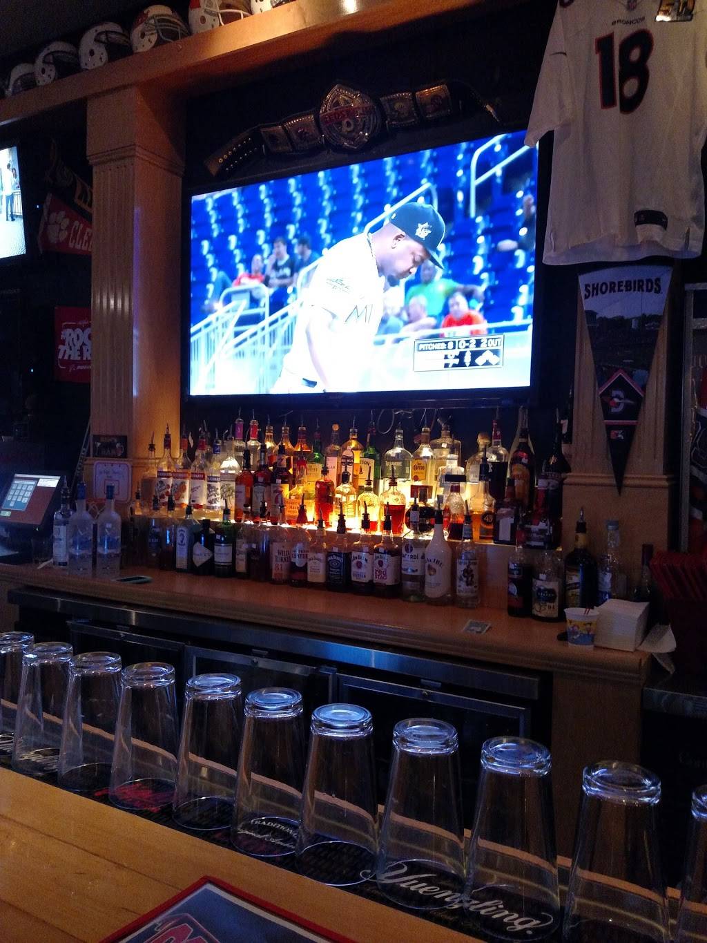 Coachs Corner | restaurant | 100 Purcellville Gateway Dr A, Purcellville, VA 20132, USA | 5404417456 OR +1 540-441-7456