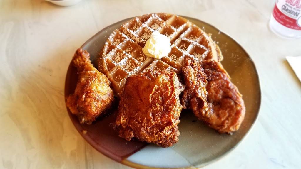 Dinah’s Chicken | restaurant | 4106 San Fernando Rd Ste A, Glendale, CA 91204, USA | 8182444188 OR +1 818-244-4188