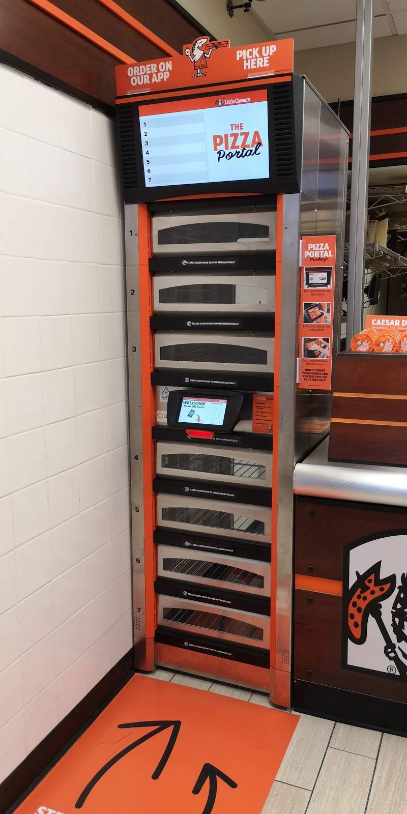 Little Caesars Pizza | meal takeaway | 373 Bridge St W, Waterloo, ON N2K 3K3, Canada | 5197466663 OR +1 519-746-6663