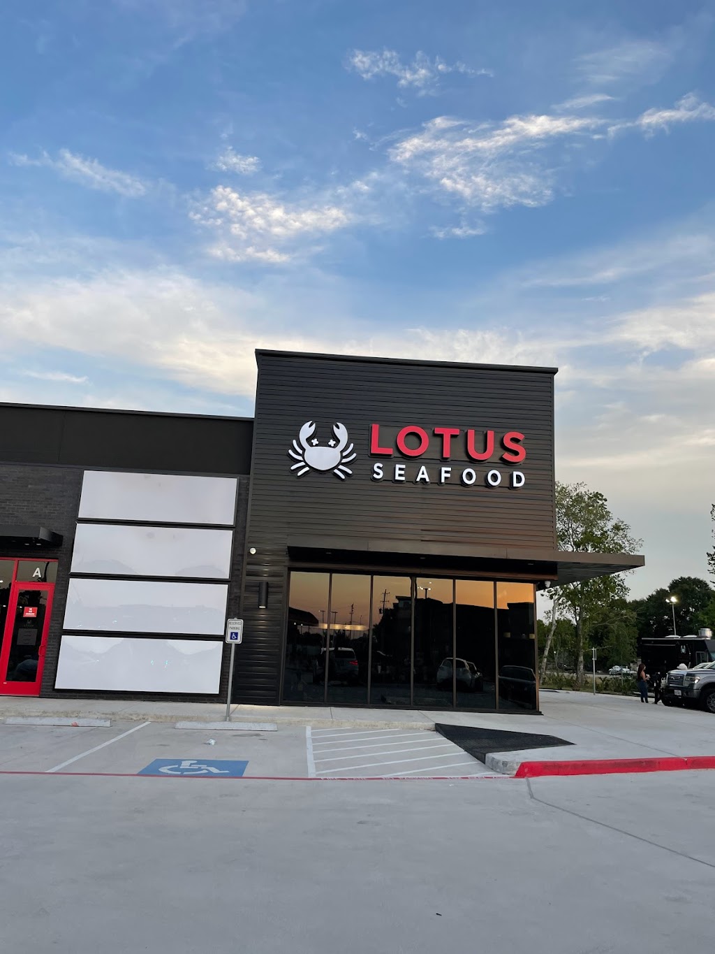 Lotus Seafood | restaurant | 2903 S Main St Ste A, Stafford, TX 77477, USA | 3464140618 OR +1 346-414-0618