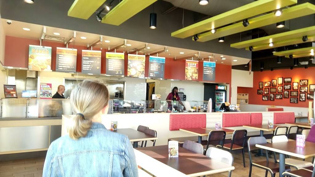 QDOBA Mexican Eats | restaurant | 2777 Milwaukee Rd Unit A, Beloit, WI 53511, USA | 6082992500 OR +1 608-299-2500