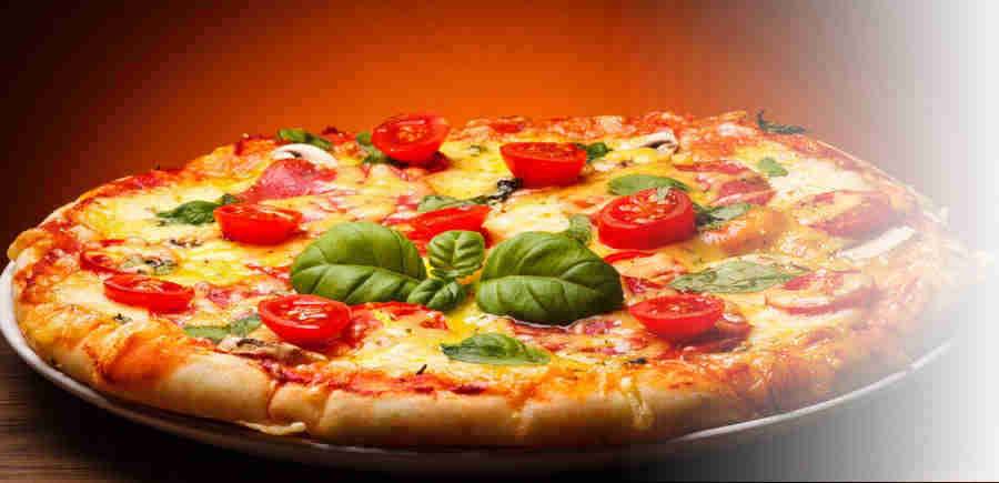 Indian Fusion Pizza | restaurant | 9240 Magnolia Ave, Riverside, CA 92503, USA | 9519778106 OR +1 951-977-8106