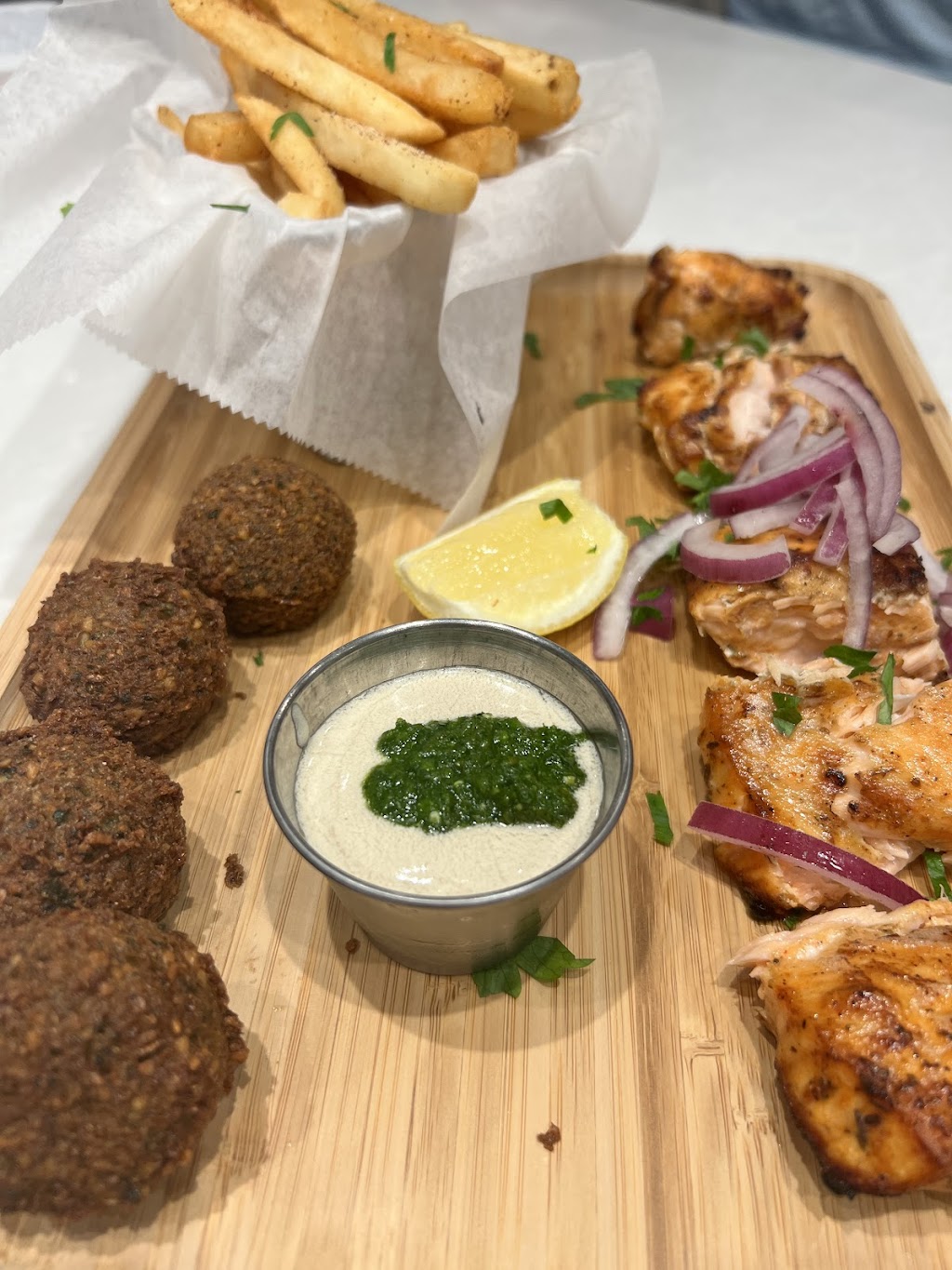 Posh Pizza | meal delivery | 190-21 Union Tpke, Queens, NY 11366, United States | 7182687777 OR +1 718-268-7777