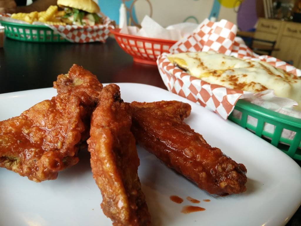 O! Wing Plus | restaurant | 10094 Page Ave, St. Louis, MO 63132, USA | 3143950180 OR +1 314-395-0180