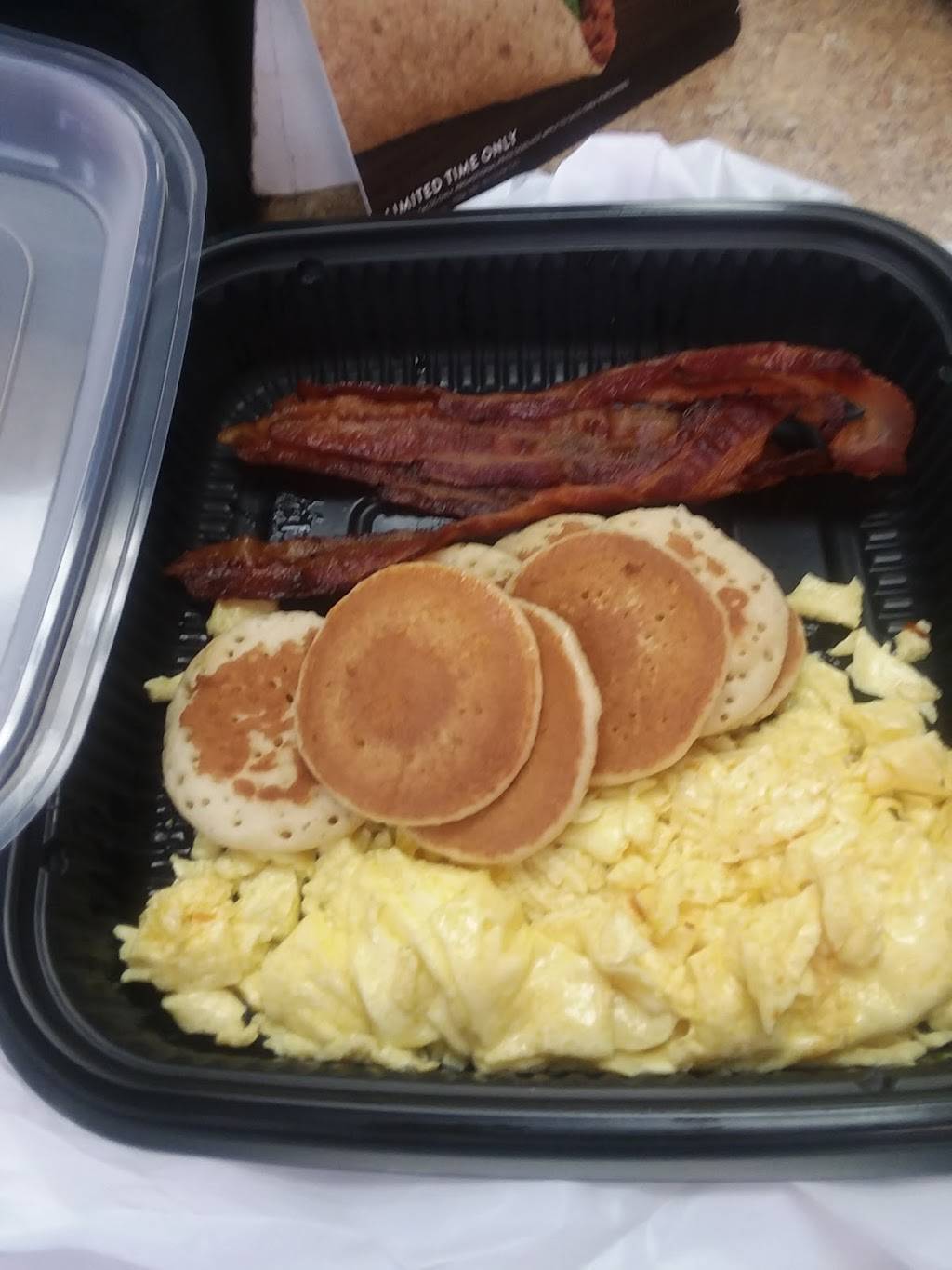 Jack in the Box | restaurant | 5316 Antoine Dr, Houston, TX 77091, USA | 2819011763 OR +1 281-901-1763