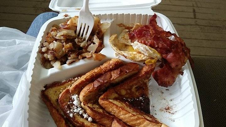 Roys Steak & Subs | restaurant | 2279 Savannah St SE, Washington, DC 20020, USA | 2026103057 OR +1 202-610-3057