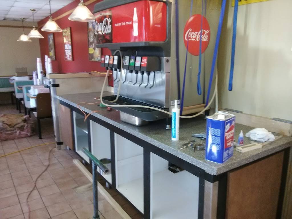 Dairy Queen | restaurant | 2921 7th St, Bay City, TX 77414, USA | 9792457358 OR +1 979-245-7358