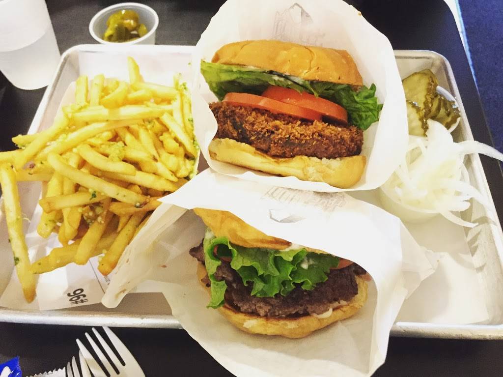 Trueburger | restaurant | 146 Grand Ave, Oakland, CA 94612, USA | 5102085678 OR +1 510-208-5678