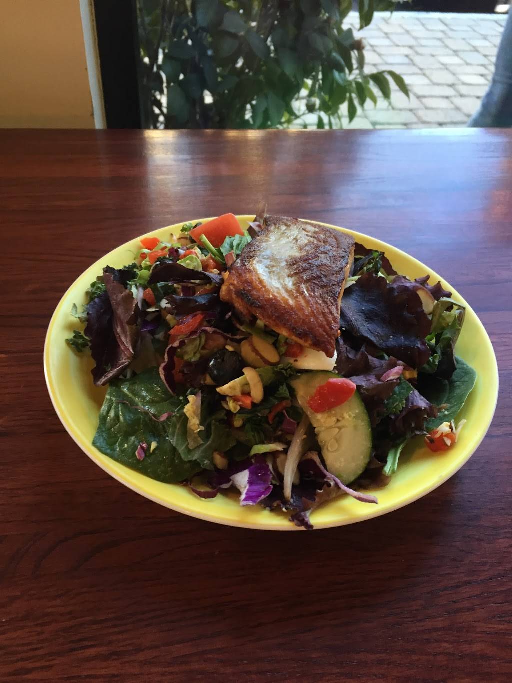 Salad Express | restaurant | 1055 Mansell Rd #200, Roswell, GA 30076, USA | 7706805992 OR +1 770-680-5992