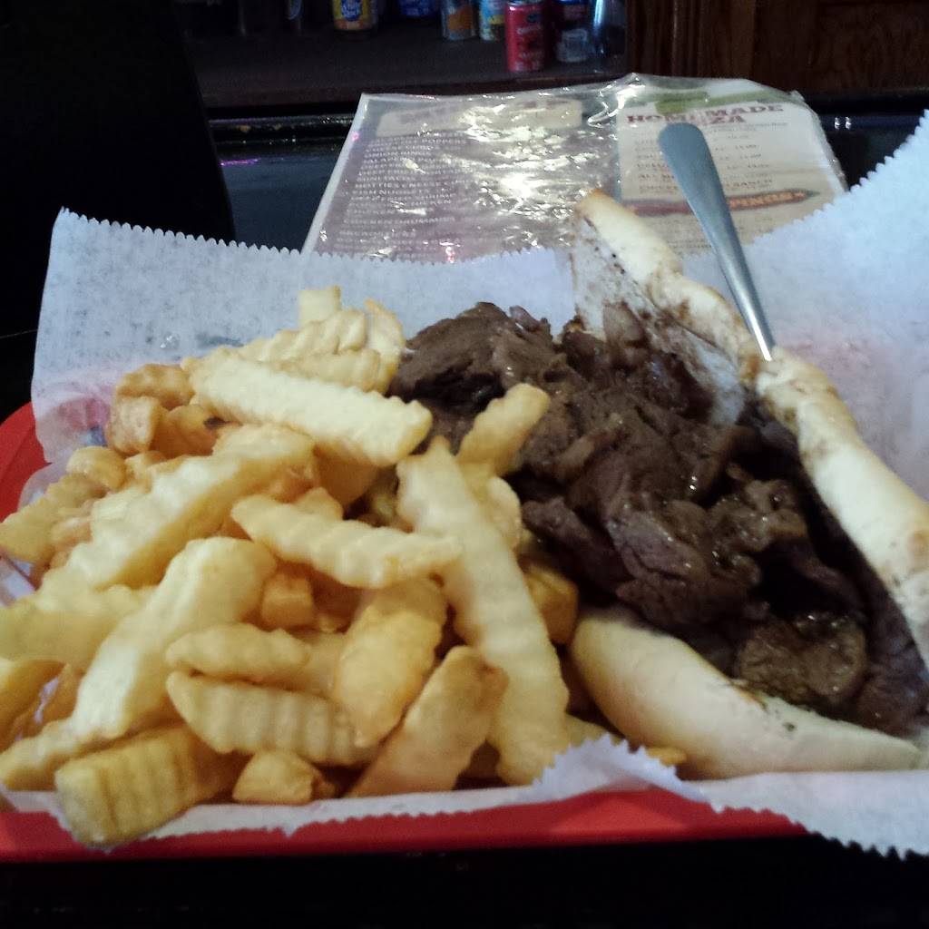 Midway Bar and Grill | restaurant | 140 High St, Mineral Point, WI 53565, USA | 6089874309 OR +1 608-987-4309